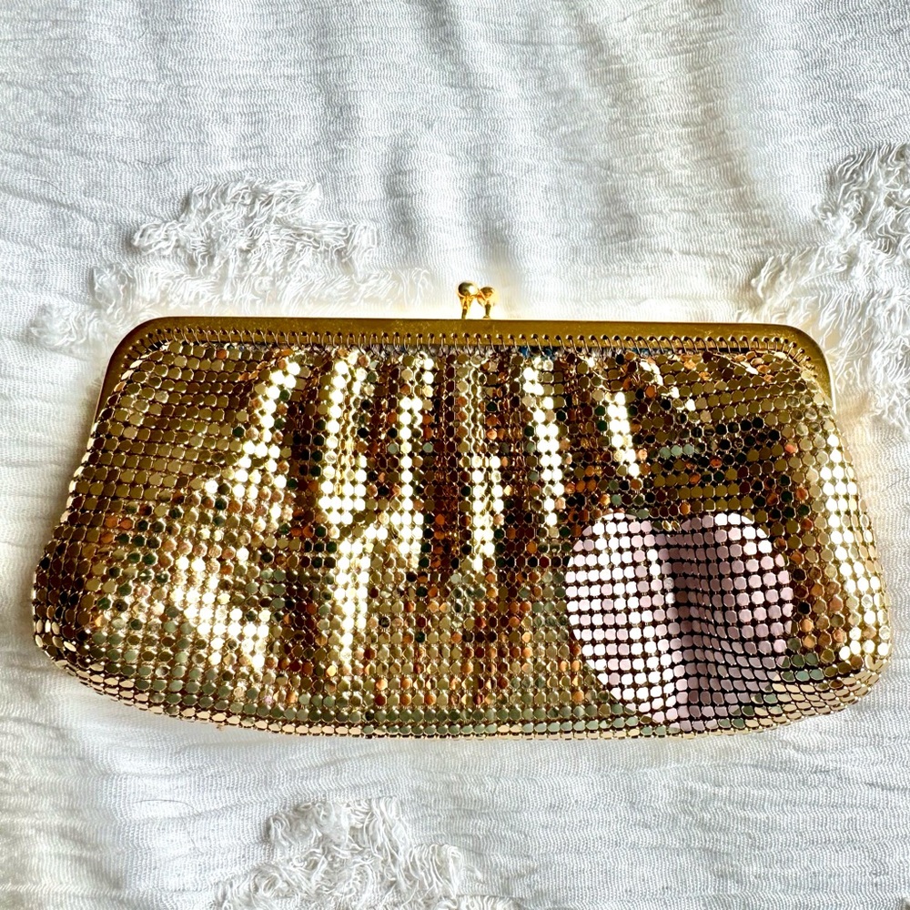 Vintage Glam Felix Rey Gold Mesh Pink Heart Clutch Pouch Asian Inspired lining